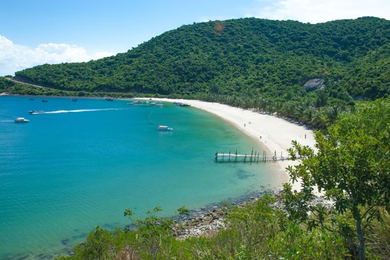 CHAM ISLAND SIGHTSEEING AND SNORKELING TOUR